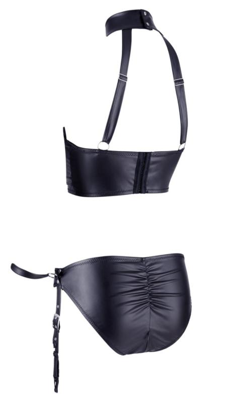 Schwarzes Leder-Harness und Slip