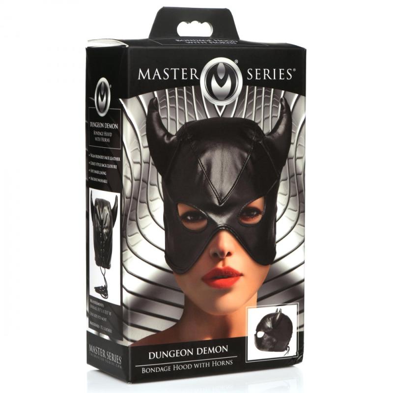 Verpackung einer Bondage-Maske mit Hörnern